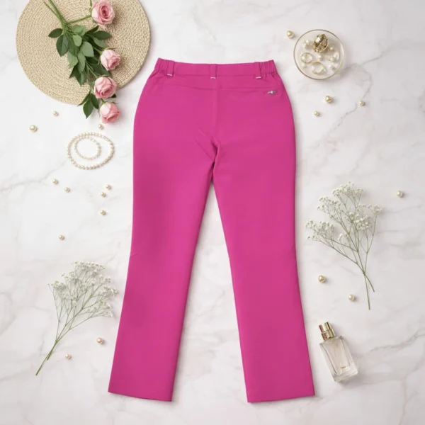 شلوار کوهنوردی زنانه چایوسایت مدل LEISURE نمای پشت شلوار